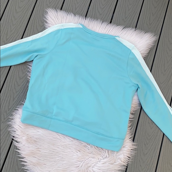 Under Armour mesh baby blue crewneck - Picture 4 of 4
